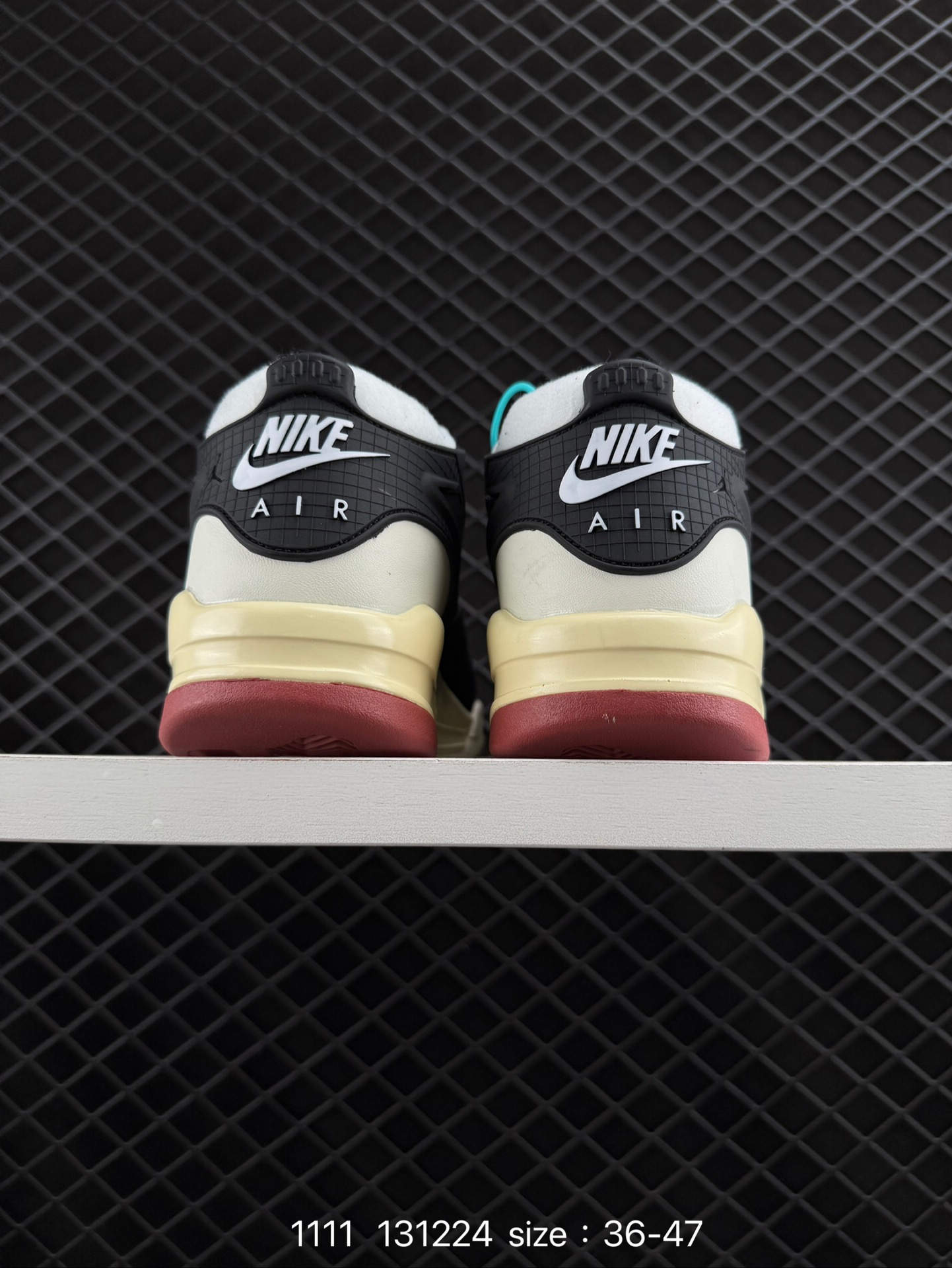 NK Wmns Air Jordan 4 Retro RM